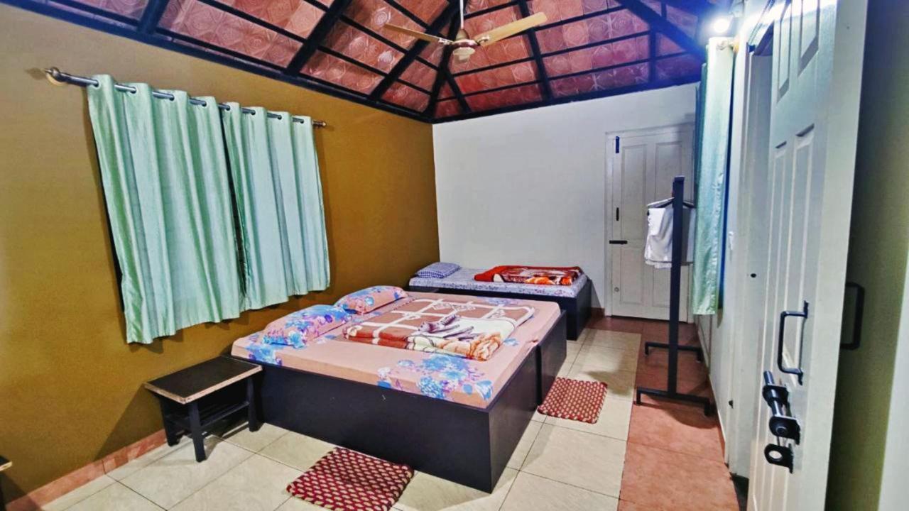 Staymaker Kasargali Homestay Szaklespur Kültér fotó